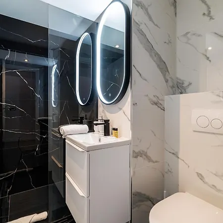3 Clemenceau - Duplex - Dernier Etage - Balcon - Hyper Centre Apartment Nizza